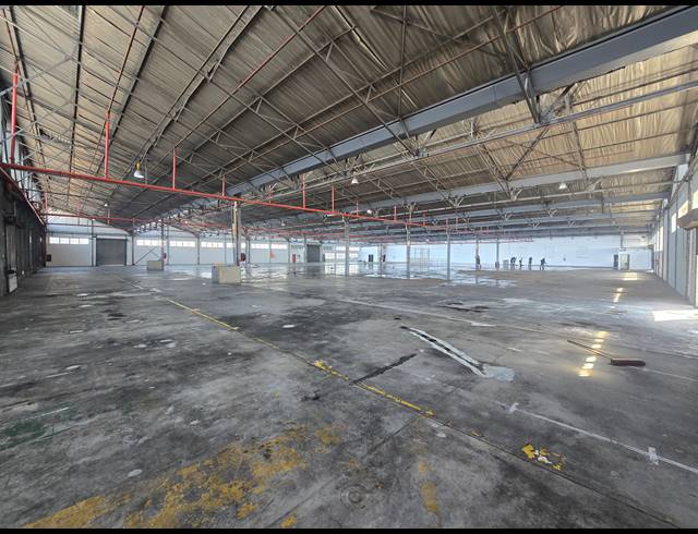 5,751M² WAREHOUSE TO LET IN BOKSBURG EAST